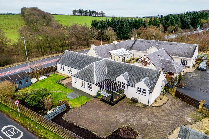 Kewnston Barn, Minishant KA19 8DL 3 bed detached bungalow £265,000