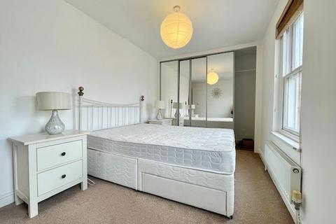 1 bedroom apartment to rent, Stepney Causeway, E1