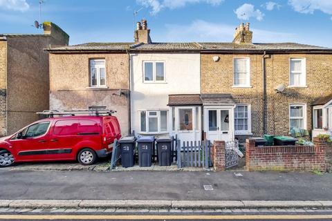 2 bedroom terraced house to rent - St. Peters Street, South Croydon