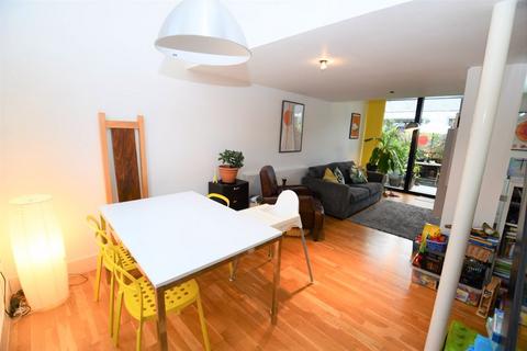 undefined, Ash Street, Salford