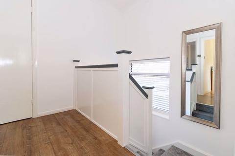 71 The Strand, Goring By Sea, Worthing, BN12 6DL