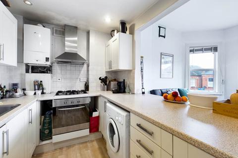 1 bedroom in a house share to rent - Manstone Road , Camden, London