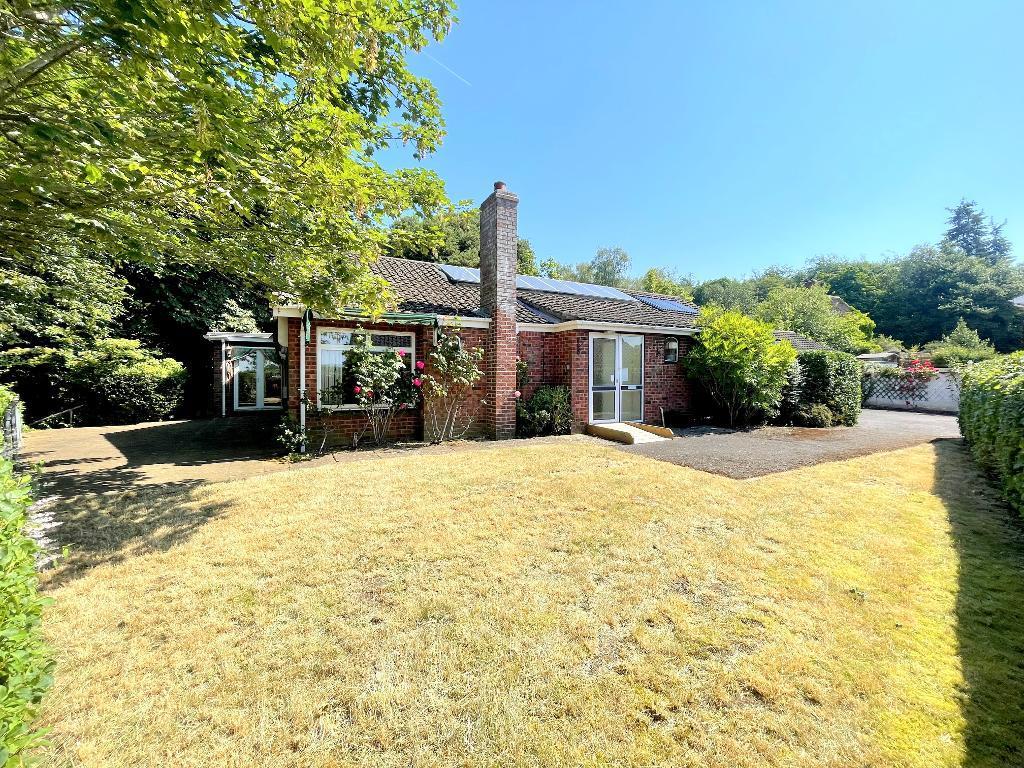 Church Hill Rise, Bromham, Chippenham, SN15 2JS 4 bed bungalow for sale