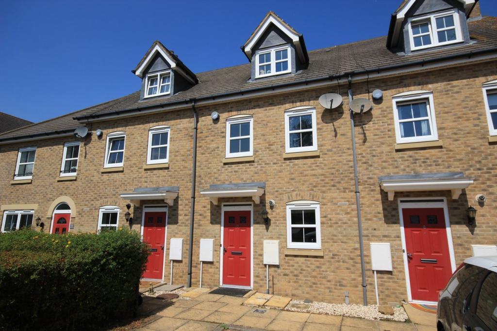 Ashton Gate, Flitwick, Bedfordshire, MK45 1AG 3 bed townhouse for sale