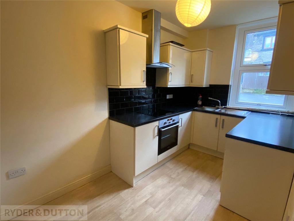 North Road, Kirkburton, Huddersfield... 1 bed apartment £550 pcm (£