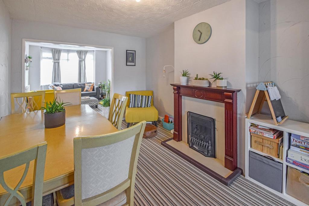 Palmerston Road, Chatham, ME4 3 bed terraced house £285,000