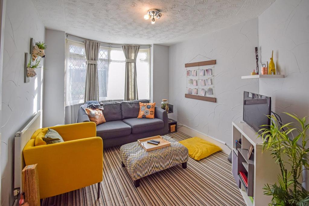 Palmerston Road, Chatham, ME4 3 bed terraced house £285,000