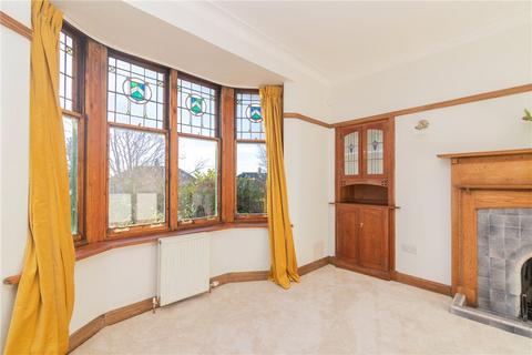 3 bedroom terraced house to rent, Southampton Drive, Glasgow