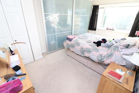 274 North Road, Yate, Bristol, BS37 7LQ