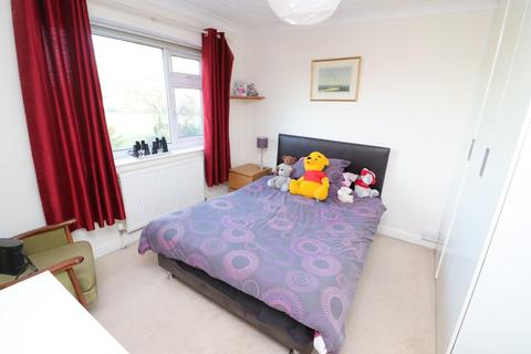 274 North Road, Yate, Bristol, BS37 7LQ