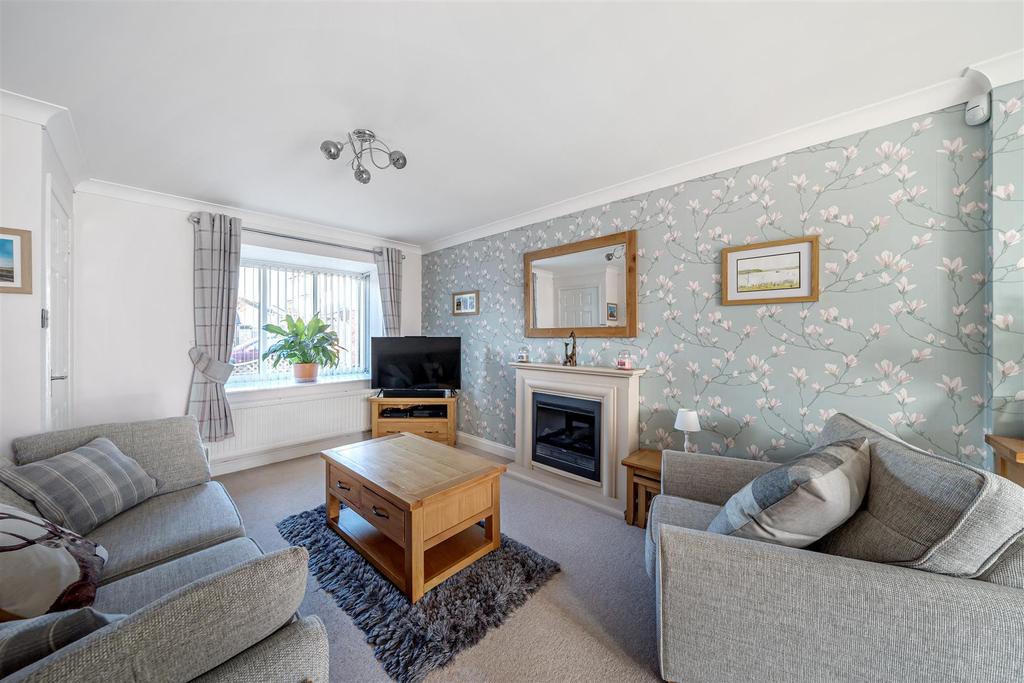 Shellthorn Grove, Bridgwater 2 bed semidetached house for sale £245,000