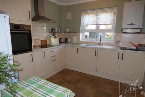 28 Fountain Walk, Northfleet, Gravesend, DA11 9JY