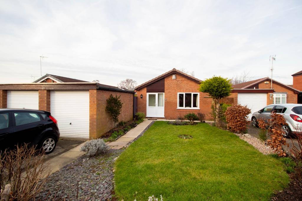 Barony Way, Chester 4 bed bungalow for sale £295,000