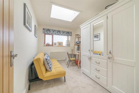 3 bedroom detached house for sale - Broadhempston, Totnes