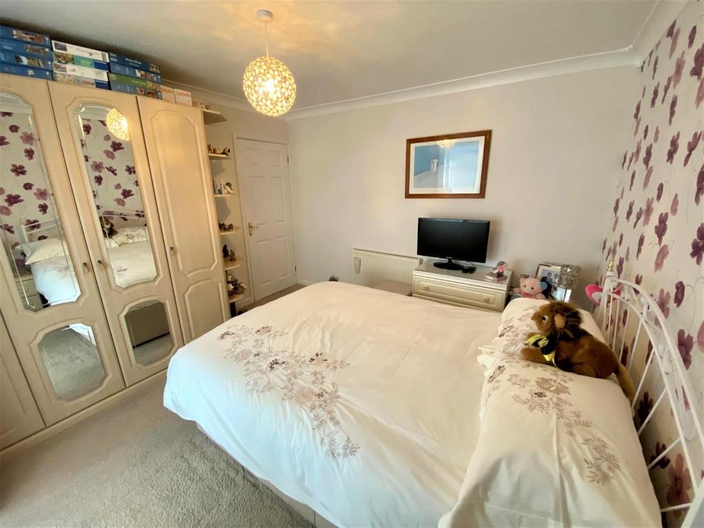Bedroom One..jpg