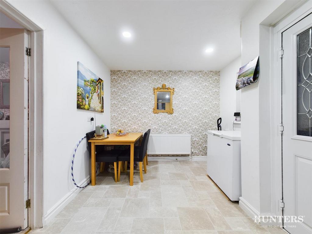 CAM01051 G0-PR0047-STILL011.jpg