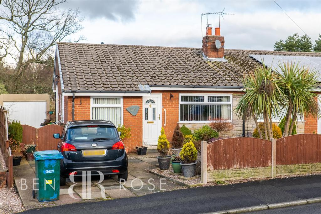 Walgarth Drive, Chorley 2 bed semidetached bungalow £199,995