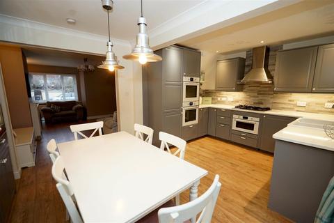 6 Evanstone Close, Horwich, Bolton, BL6 5SQ