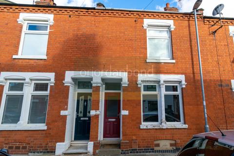2 bedroom terraced house to rent - Allen Road, Abington, Northampton NN1