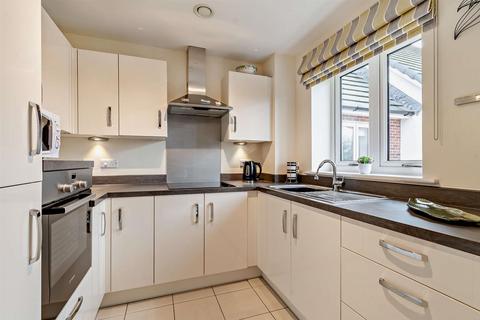 1 bedroom apartment for sale - Whyburn Court, Nottingham Road, Hucknall, Nottingham
