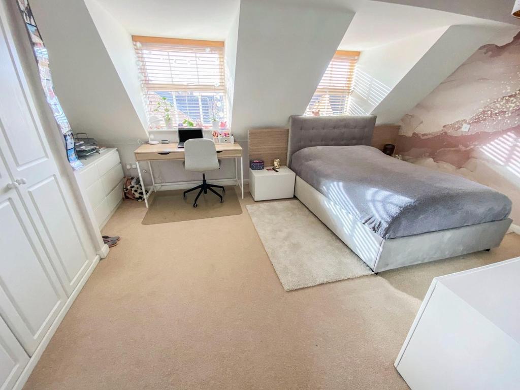 Bed2.JPG