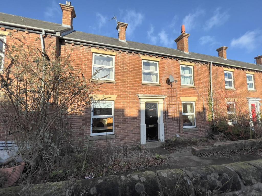 Gilesgate, Gilesgate Bank, Durham 5 bed terraced house £300,000