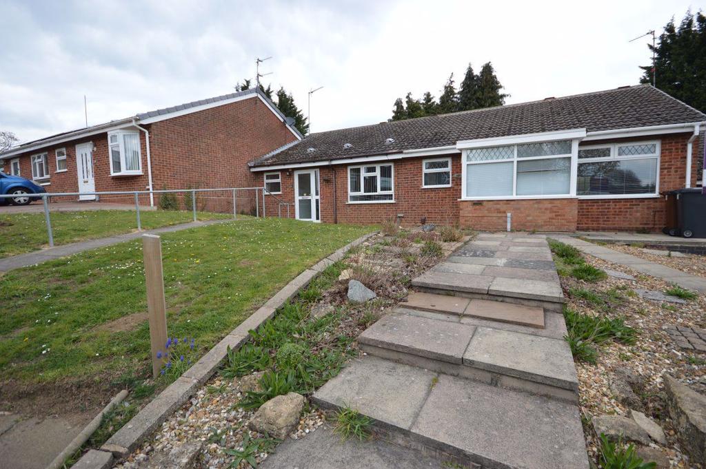 Patrick Road, Corby 2 bed bungalow £875 pcm (£202 pw)