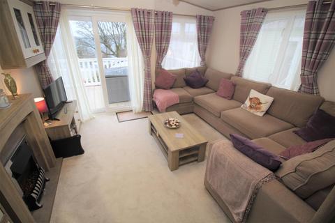 2 bedroom bungalow for sale - Skelmorlie View, Wemyss Bay Holiday Park, Wemyss Bay