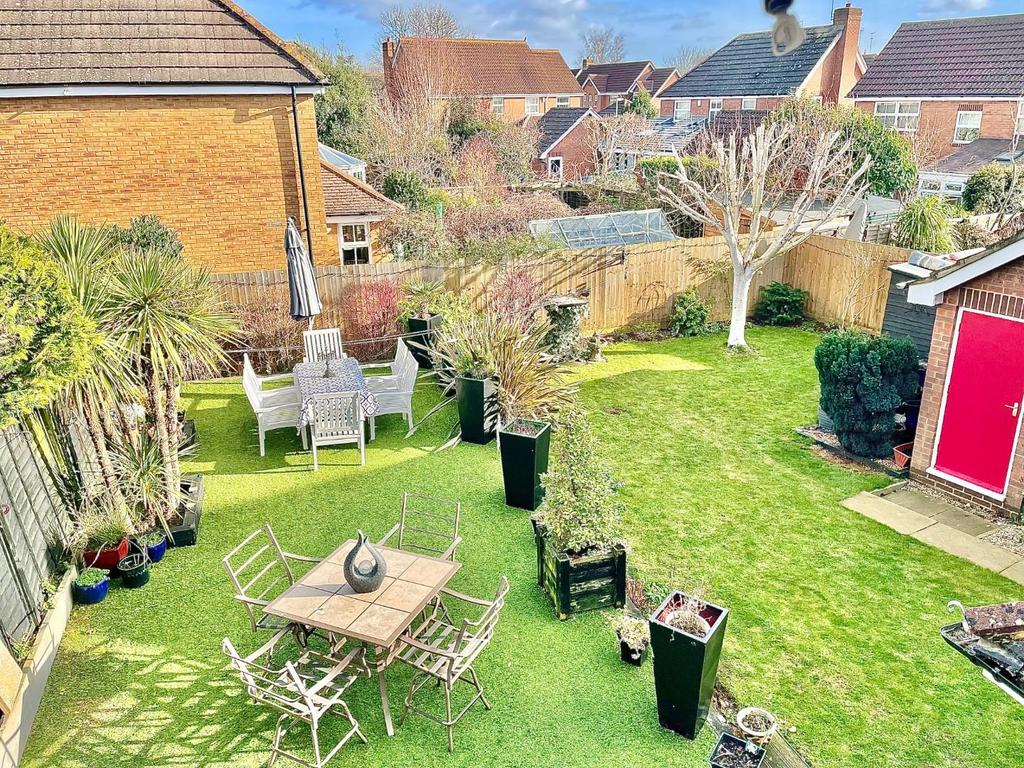 The Ashway, Brixworth... 4 bed detached house £445,000