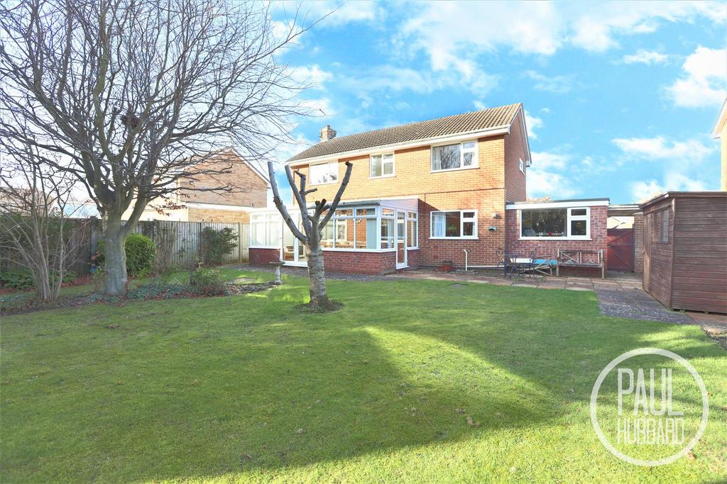 Lowry Way, Gunton, Suffolk 4 bed detached house for sale £375,000