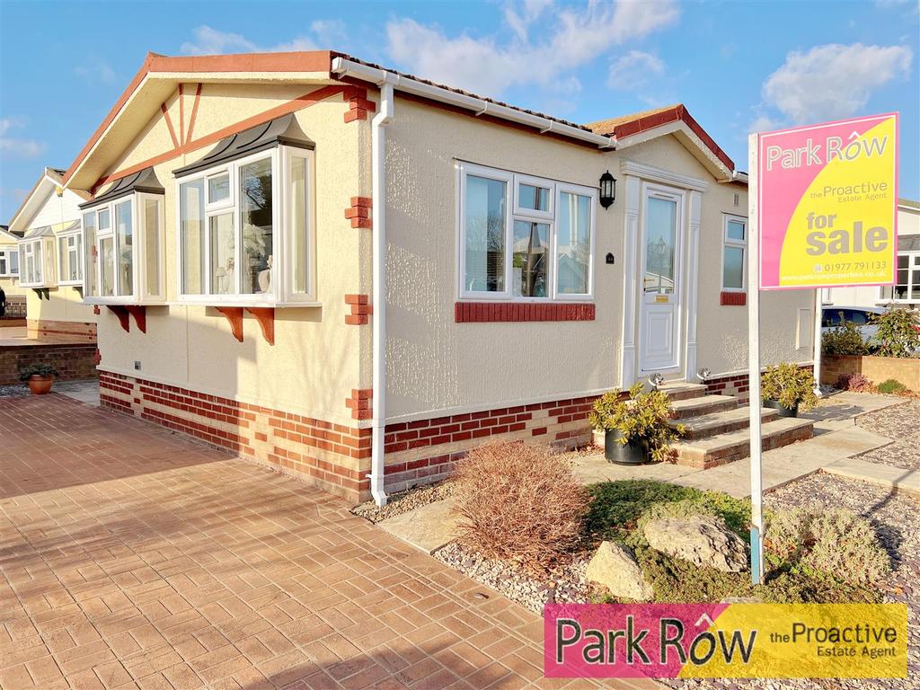 Ashtree Way, Knottingley 2 bed park home £100,000
