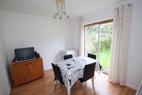 4 Arlington Crescent, Wilmslow, SK9 6BJ