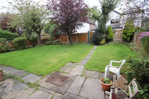 4 Arlington Crescent, Wilmslow, SK9 6BJ