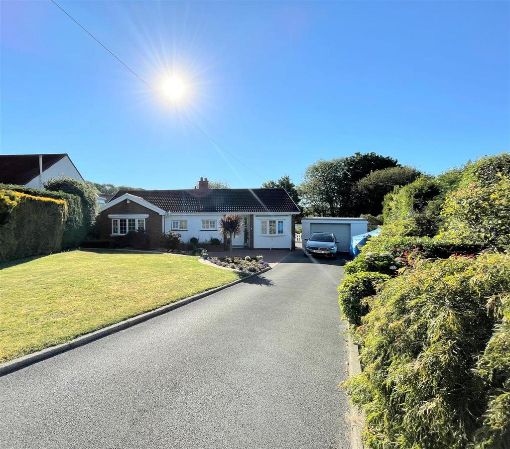 Gilfach Road, Neath 3 bed detached house for sale £449,950