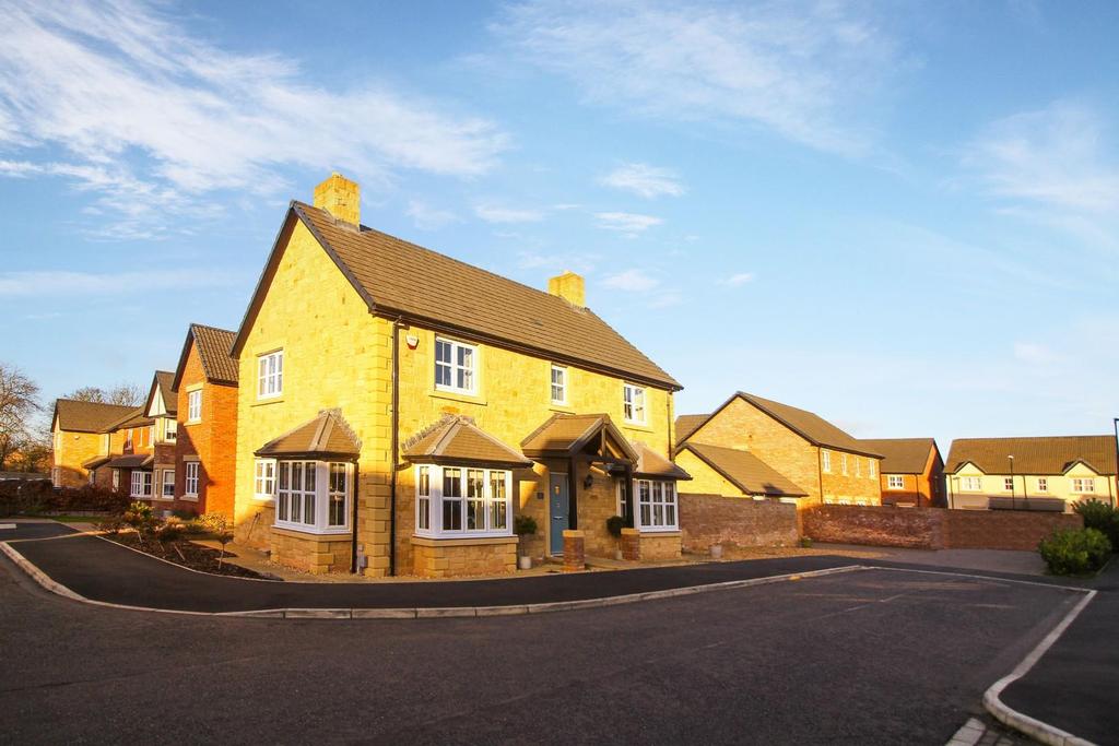Bluestone Court, Backworth, Newcastle Upon Tyne 4 bed detached house for sale £475,000