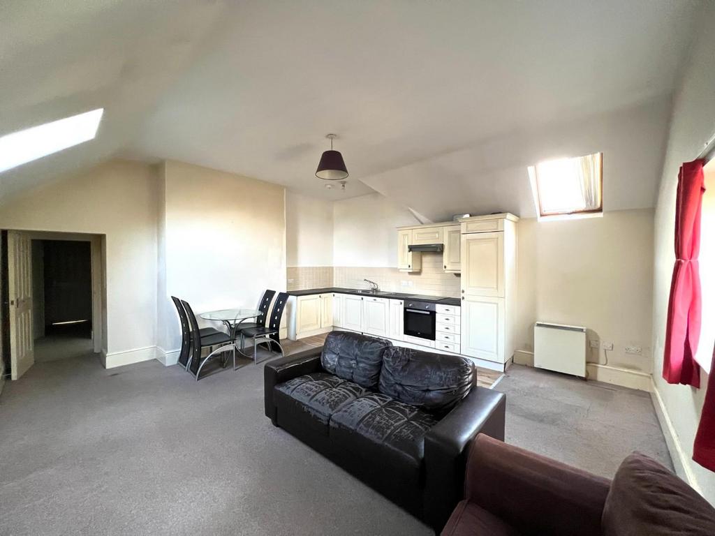 Whalley Road, Whalley Range 2 bed flat £157,500
