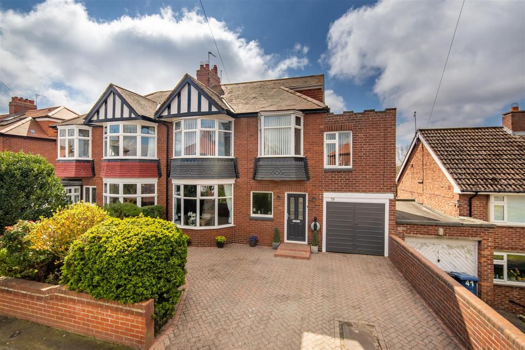 Polwarth Crescent, Brunton Park... 5 bed semidetached house £450,000