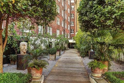 Studio to rent - 8th floor Studio flat, 39 Hill Street, London, Greater London, W1J 5NA
