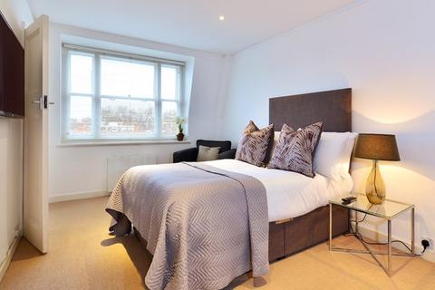 Studio to rent - 8th floor Studio flat, 39 Hill Street, London, Greater London, W1J 5NA