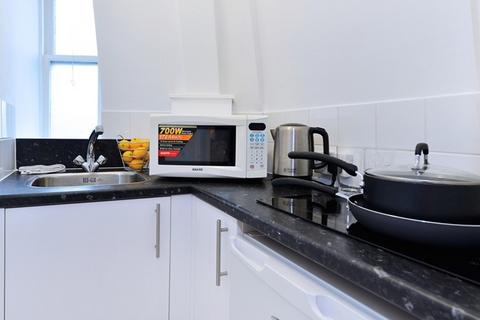 Studio to rent - 8th floor Studio flat, 39 Hill Street, London, Greater London, W1J 5NA