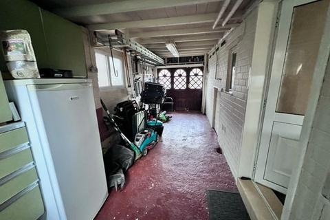 11 Grenobank Road, Grenoside, Sheffield, S35 8NW