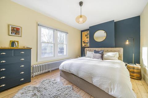 39 Robson Road, London, SE27 9LB
