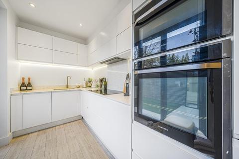 39 Robson Road, London, SE27 9LB