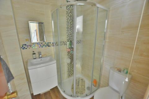 8 Sheppards Field, Wimborne, BH21 1PX