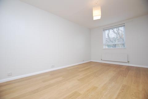 2 bedroom apartment to rent, Gorse Court, Guildford, Surrey, GU4