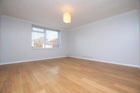 2 bedroom apartment to rent, Gorse Court, Guildford, Surrey, GU4