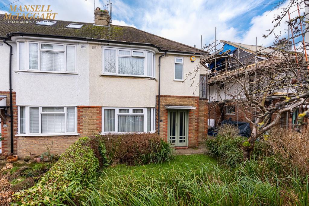 Grand Avenue, Hassocks, BN6 3 bed semidetached house £550,000