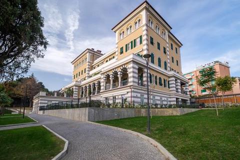 3 bedroom apartment - Genova, Liguria