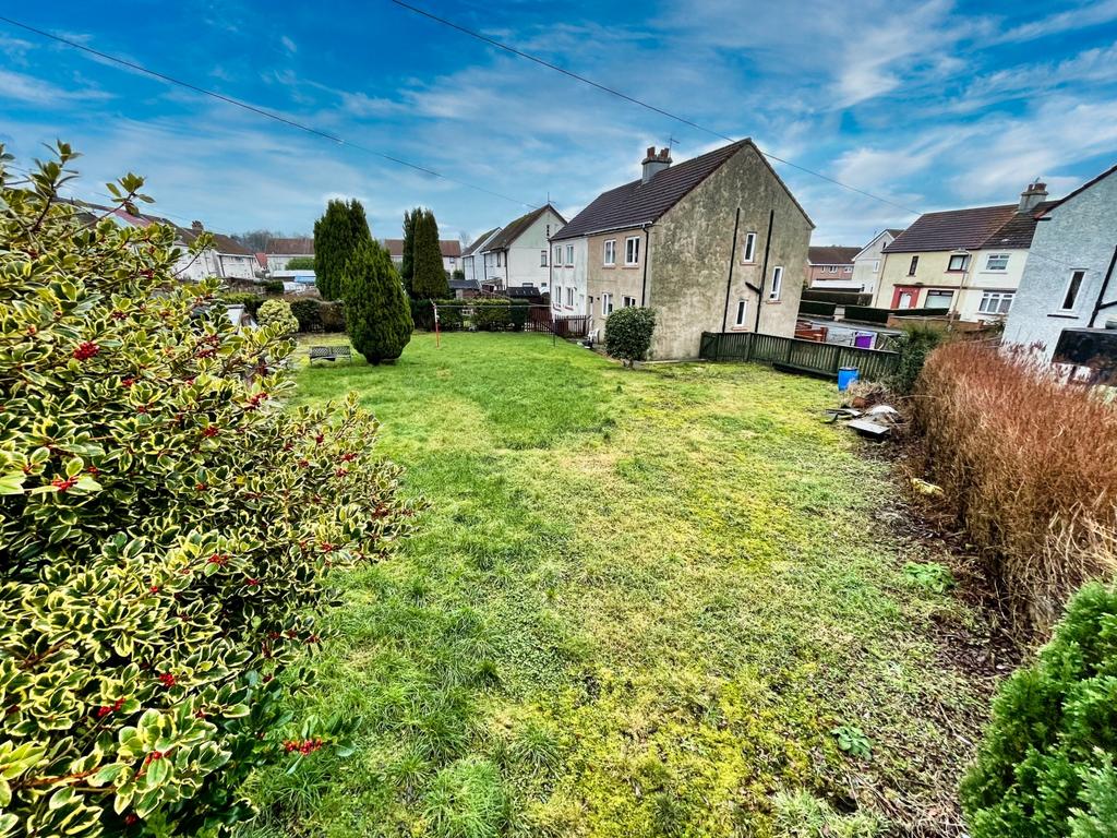3 Lindsay Avenue, Kilbirnie 4 bed semidetached house £85,000