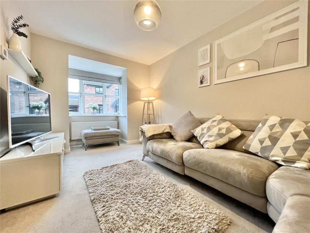 Hawthorn Avenue, Hazel Grove... 3 bed semidetached house £315,000